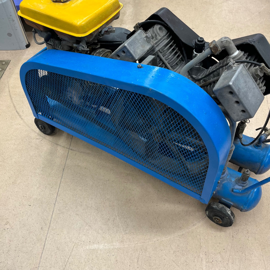 【中古現状品/店頭受取り限定】◇アネスト岩田 IWATA 3馬力 エンジンコンプレッサ SUE-222PB【東大和店】