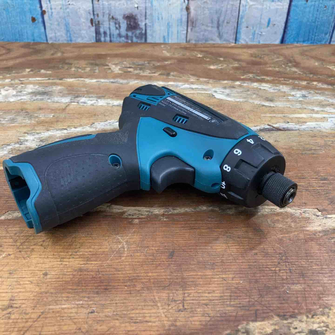 ☆マキタ(makita) コードレスドリルドライバー DF030DZ【柏店】