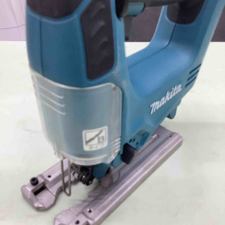 ☆マキタ(makita) コードレスジグソー JV100DZ【越谷店】