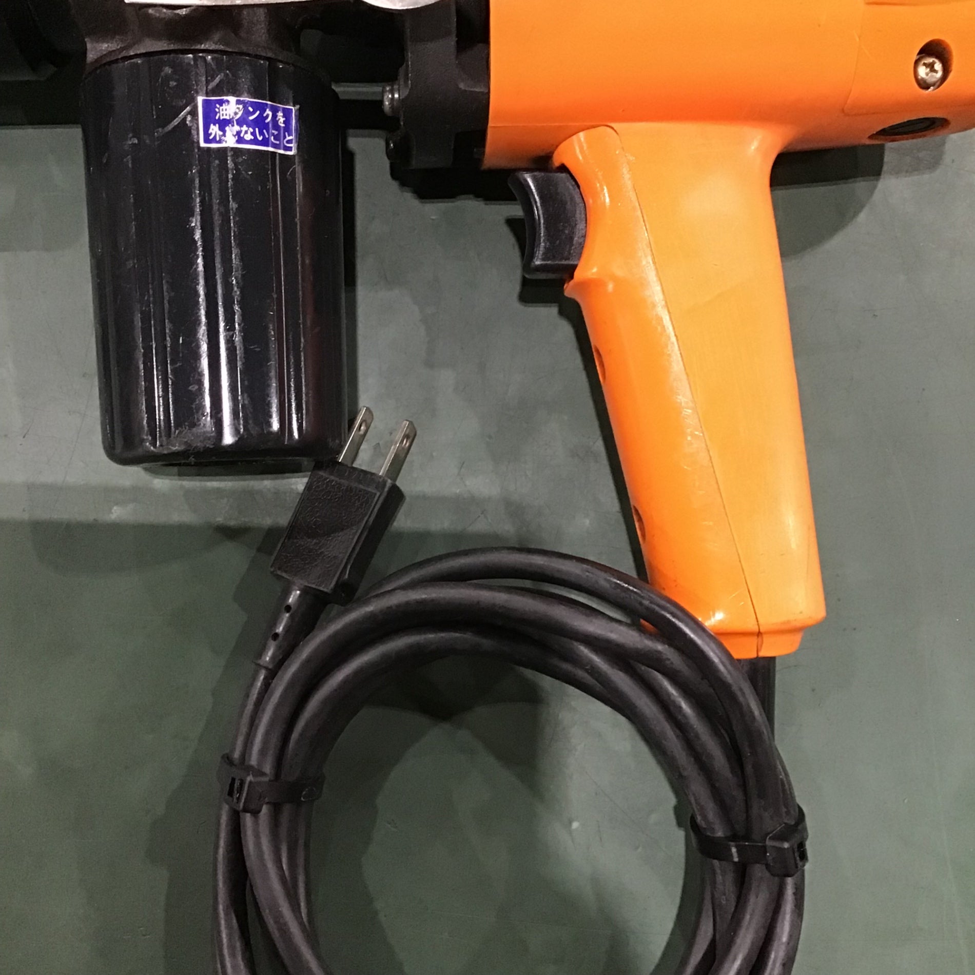 ダイヤ　HPN-200A　電動圧着機　中古品　14-200　電線圧着　【ハンズクラフト宜野湾店】 ダイヤ HPN-200A 電動圧着機 中古品 14-200 電線圧着 【ハンズクラフト