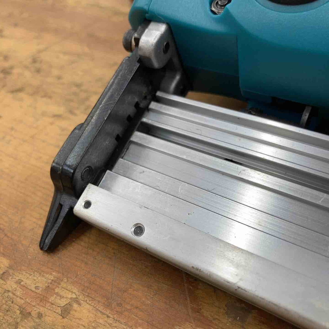 【中古品】☆マキタ(makita) コードレスピンタッカ PT351DZ 18V 本体のみ【柏店】
