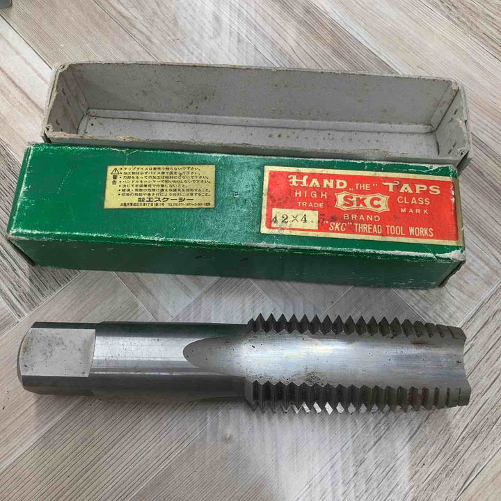 SKC エスケーシー ハンドタップ M42×4.5【八潮店】