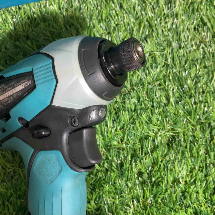 ◇マキタ(makita) 14.4V コードレスインパクトドライバー TD134DSHX14.4V1.5Ahバッテリー付属【戸田店】