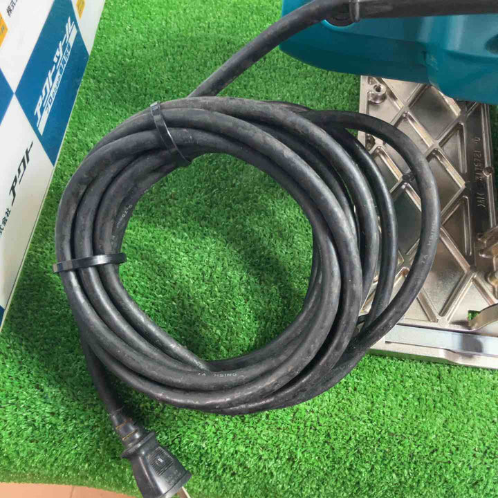 ★マキタ(makita) 際切丸のこ 5840BA【草加店】