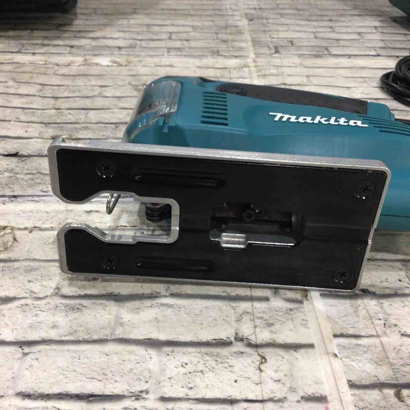 マキタ　ジグソー　4327　中古品 中古品】 マキタ/makita ジグソー 4327 【鴻巣店】 – アクトツール