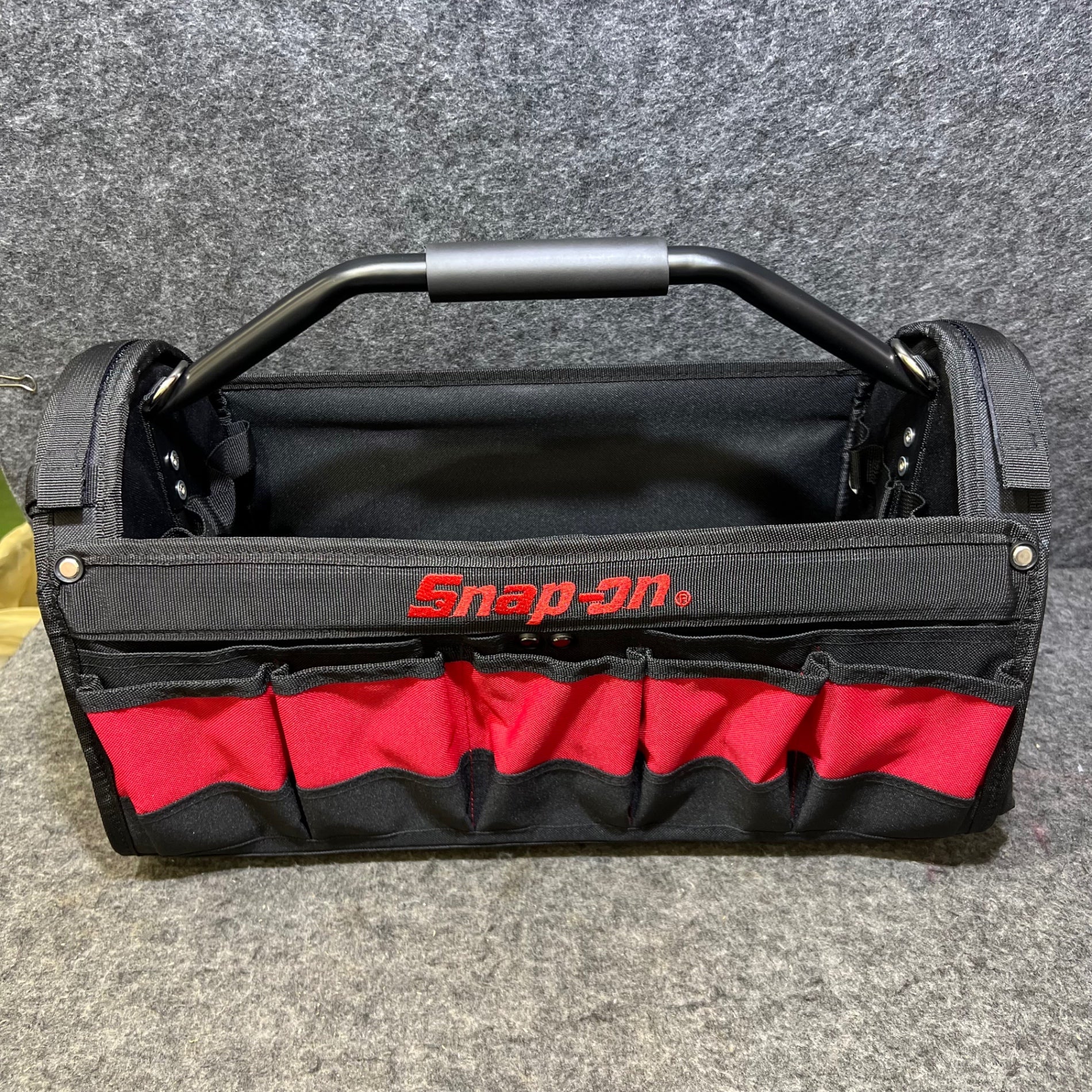 △スナップオン トートバック ツールバック TB50 Snap-on キャリーバッグ 工具箱 道具箱【桶川店】 – アクトツールオンラインショップ