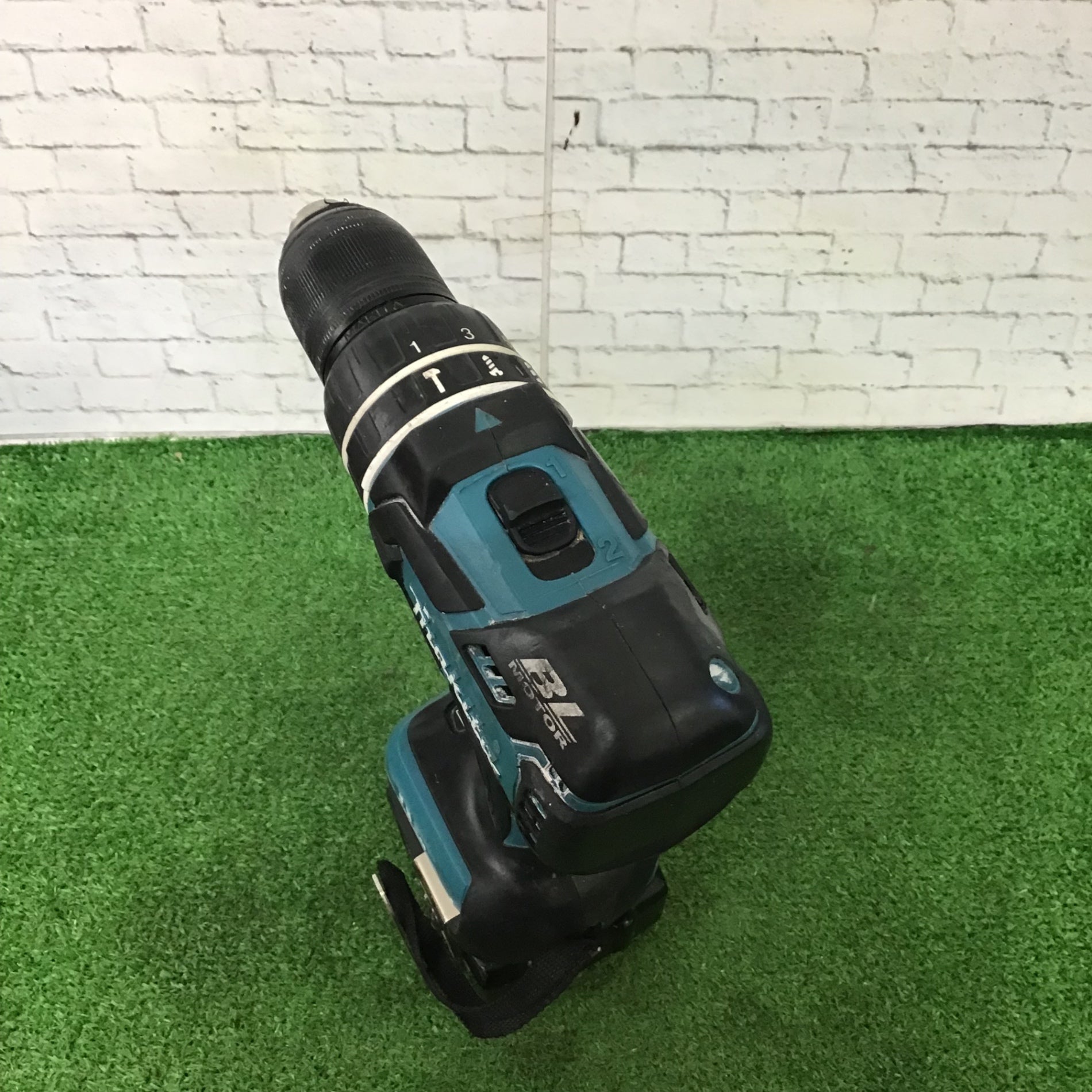 質屋◆送料無料◆ makita 充電式電動ドライバドリル HP470DRTX