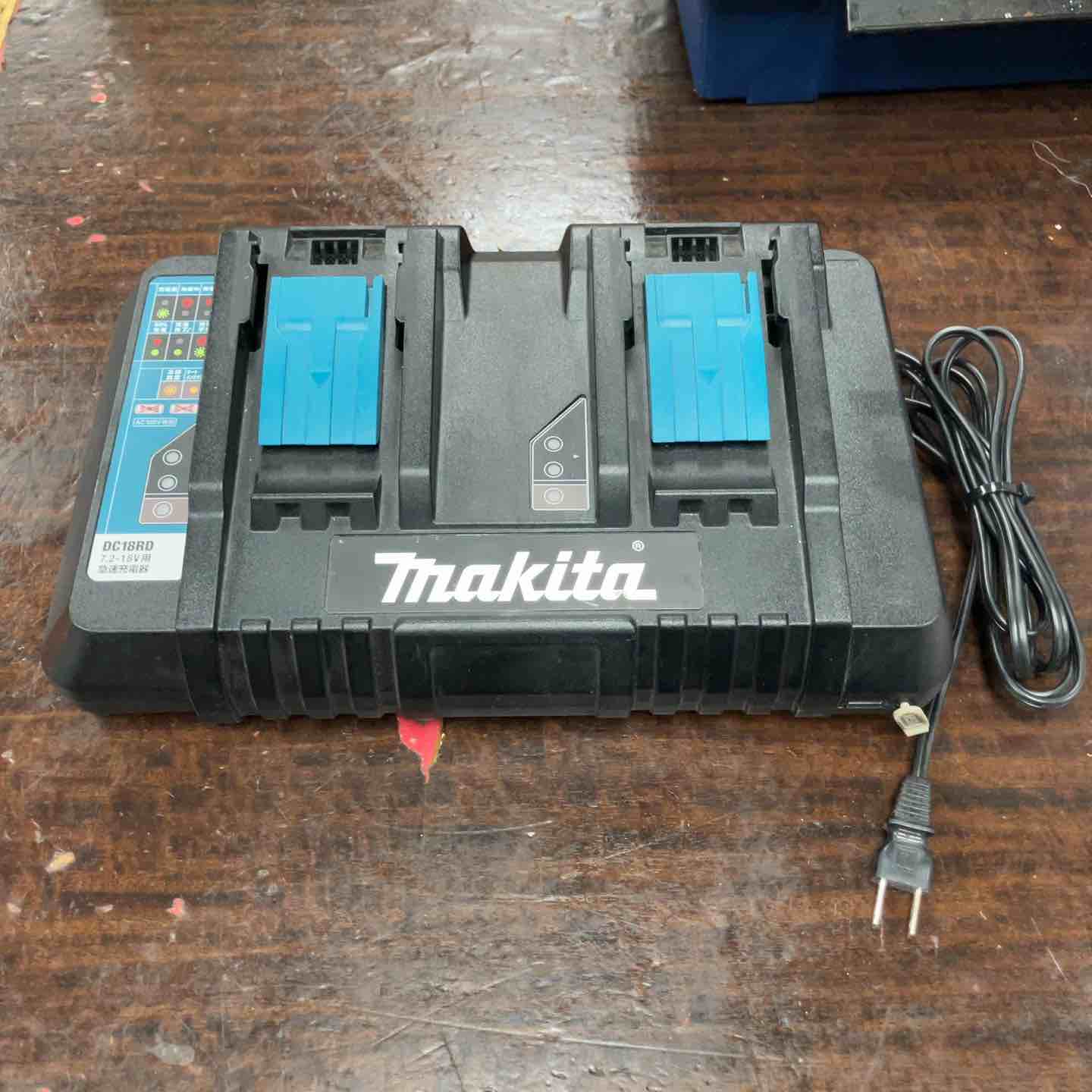 ☆マキタ(makita) 2口急速充電器 DC18RD【川崎店】 – アクトツール