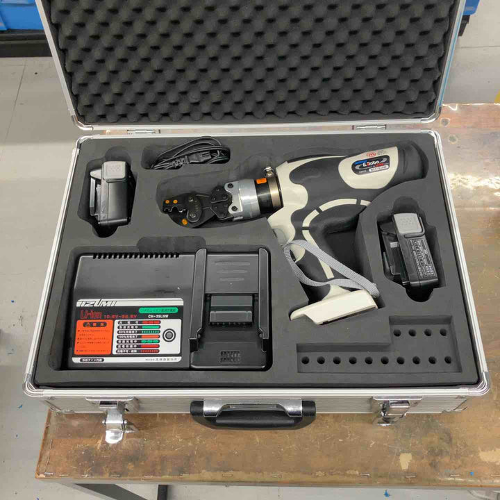▼泉精器(IZUMI) コードレス圧着機 REC-Li14S【戸田店】