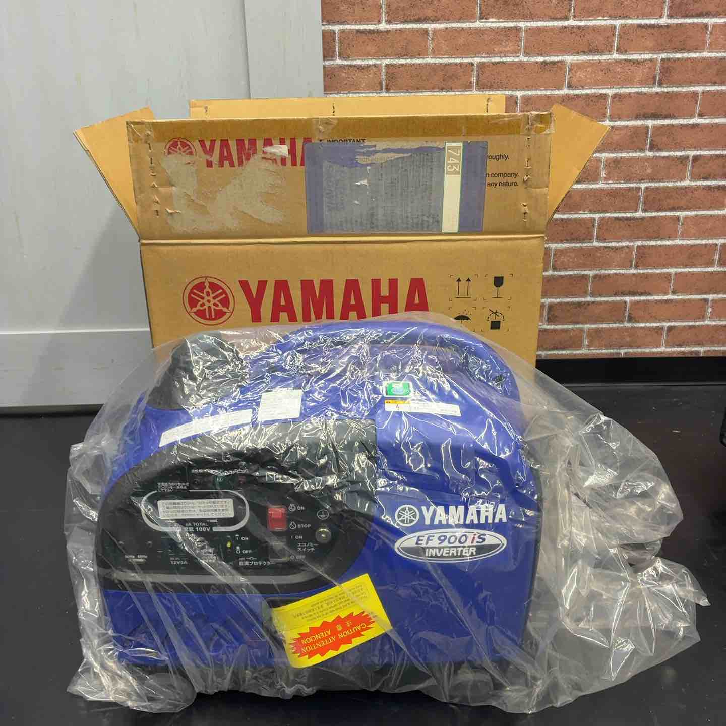 未使用品】 ヤマハ (YAMAHA) インバーター発電機 EF900iS 【藤沢店