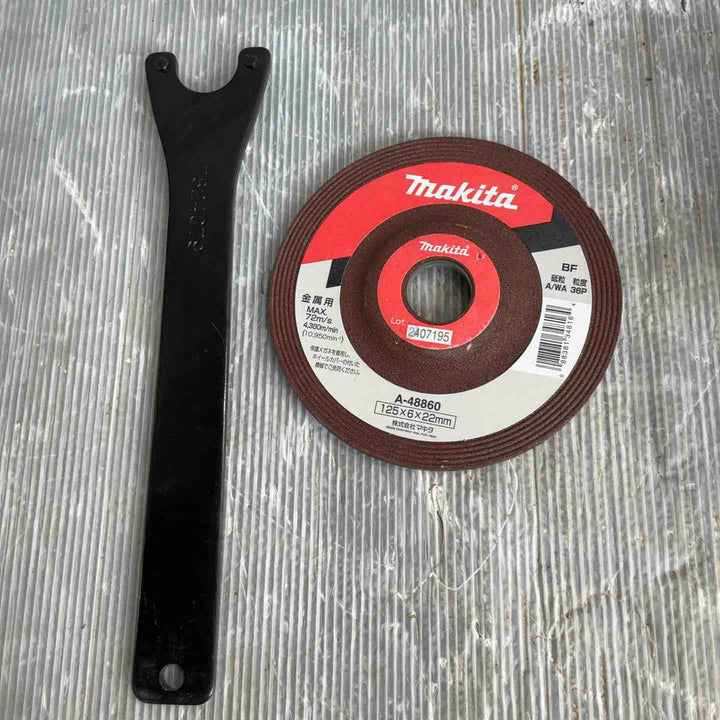 ☆マキタ(makita) 125mm ディスクグラインダ 9535B【草加店】