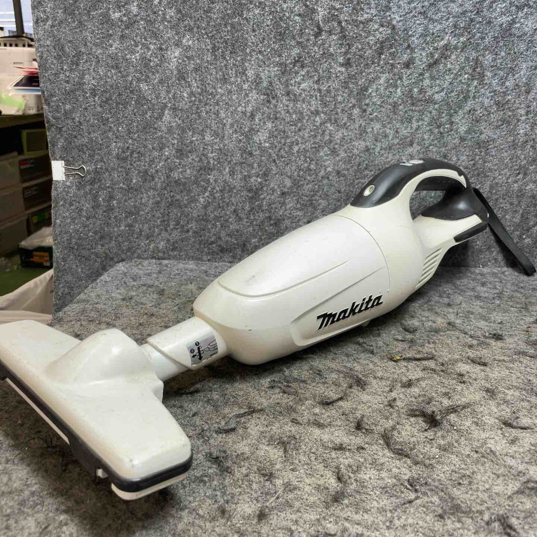 マキタ(makita) 14.4Vコードレスクリーナー CL141FDZW 2台セット【桶川店】