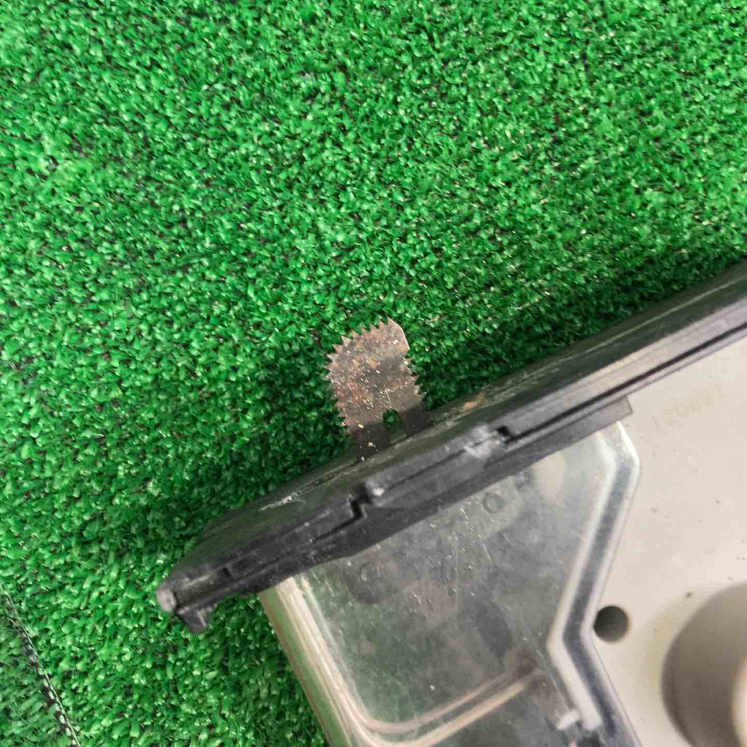 ◇パナソニック(Panasonic) コードレス角穴カッター本体のみ EZ4543X-B【町田店】