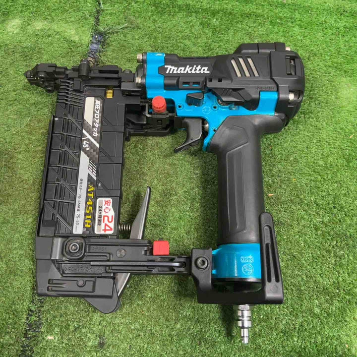 ★マキタ(makita) 高圧フロアタッカ AT451HM【草加店】