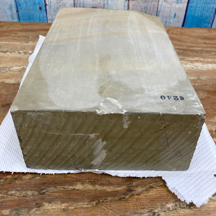 ▼天然砥石 詳細不明 大判 本山？ 重量：8.6Kg 硬め【柏店】