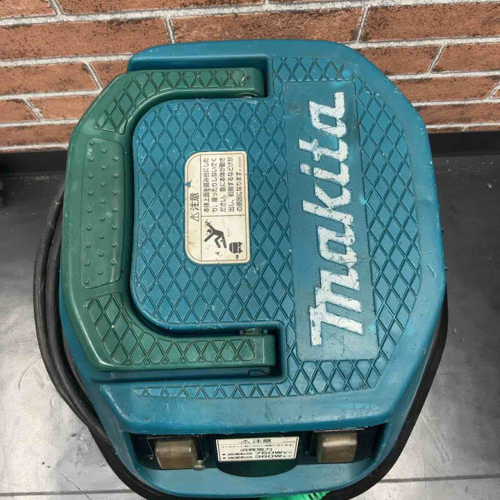 【中古品】マキタ(makita) 乾式 集じん機 482(P)【藤沢店】