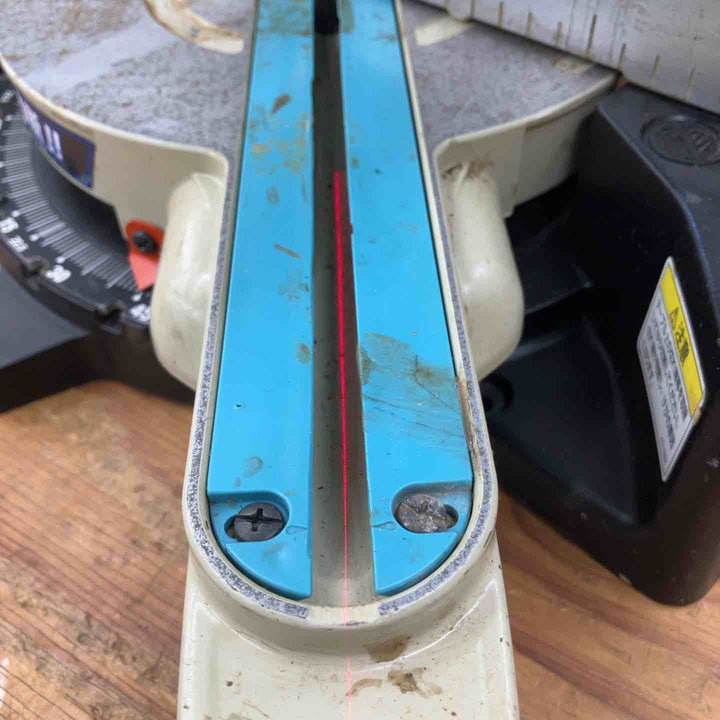 【中古品】☆マキタ makita 卓上スライド丸のこ LS0611FL 100V 165mm 墨線レーザー LEDライト付き！【柏店】