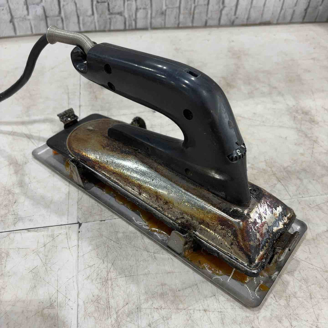 ▼ROBERTS(ロバーツ) 床材用ハンドツール 4点まとめ ニーキッカー、ボンドアイロン、カッター カーペット【川口店】