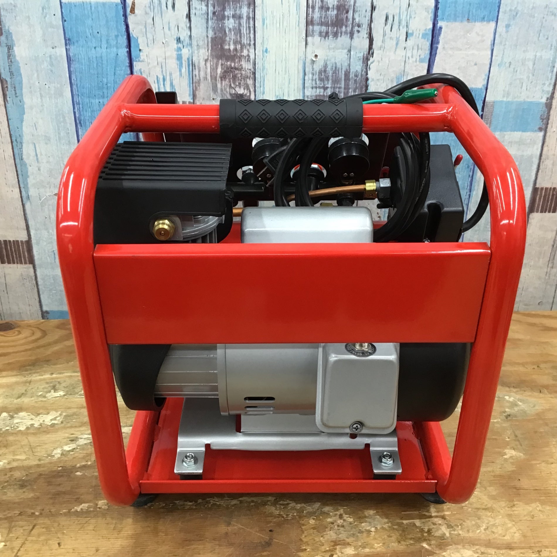 ▽アサダ(Asada)エアテストコンプレッサ1005 FA1005【柏店 ▽アサダ(Asada)エアテストコンプレッサ1005 FA1005【柏店