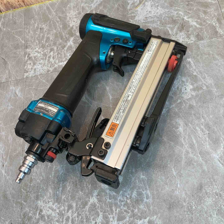 ★マキタ(makita) 高圧エアタッカ AT425HEM【八潮店】
