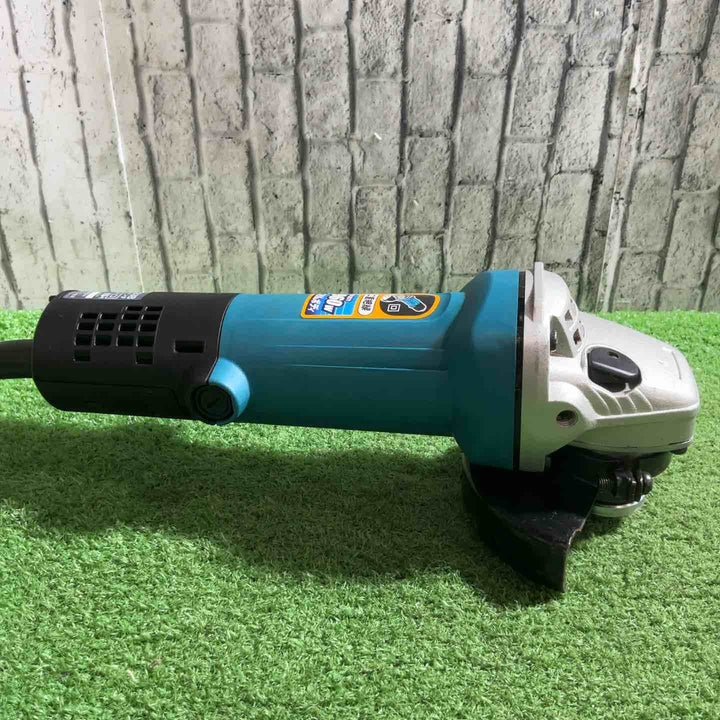 ☆マキタ(makita) 100mmディスクグラインダ 9533B 動作確認済【川口店】