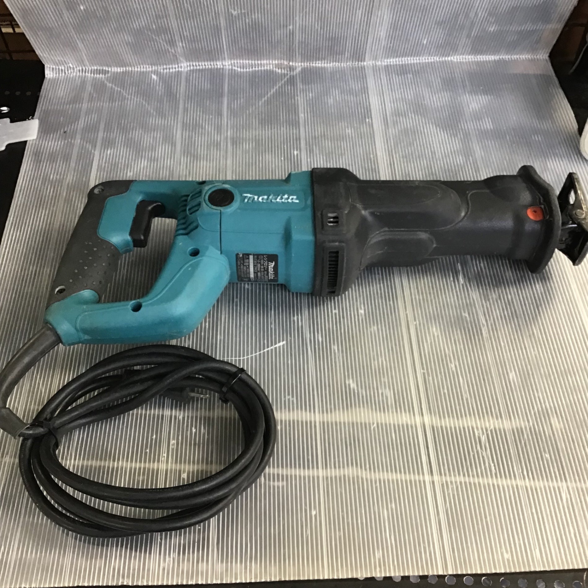 マキタ レシプロソー JR3050T 中古｜切断機