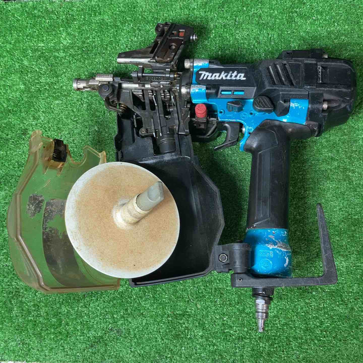 ★マキタ(makita) 高圧エア釘打ち機 AN636HM【岩槻店】