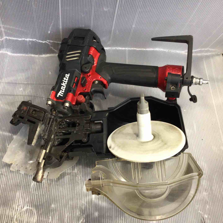 ★マキタ(makita) 高圧エア釘打ち機 AN636H【草加店】