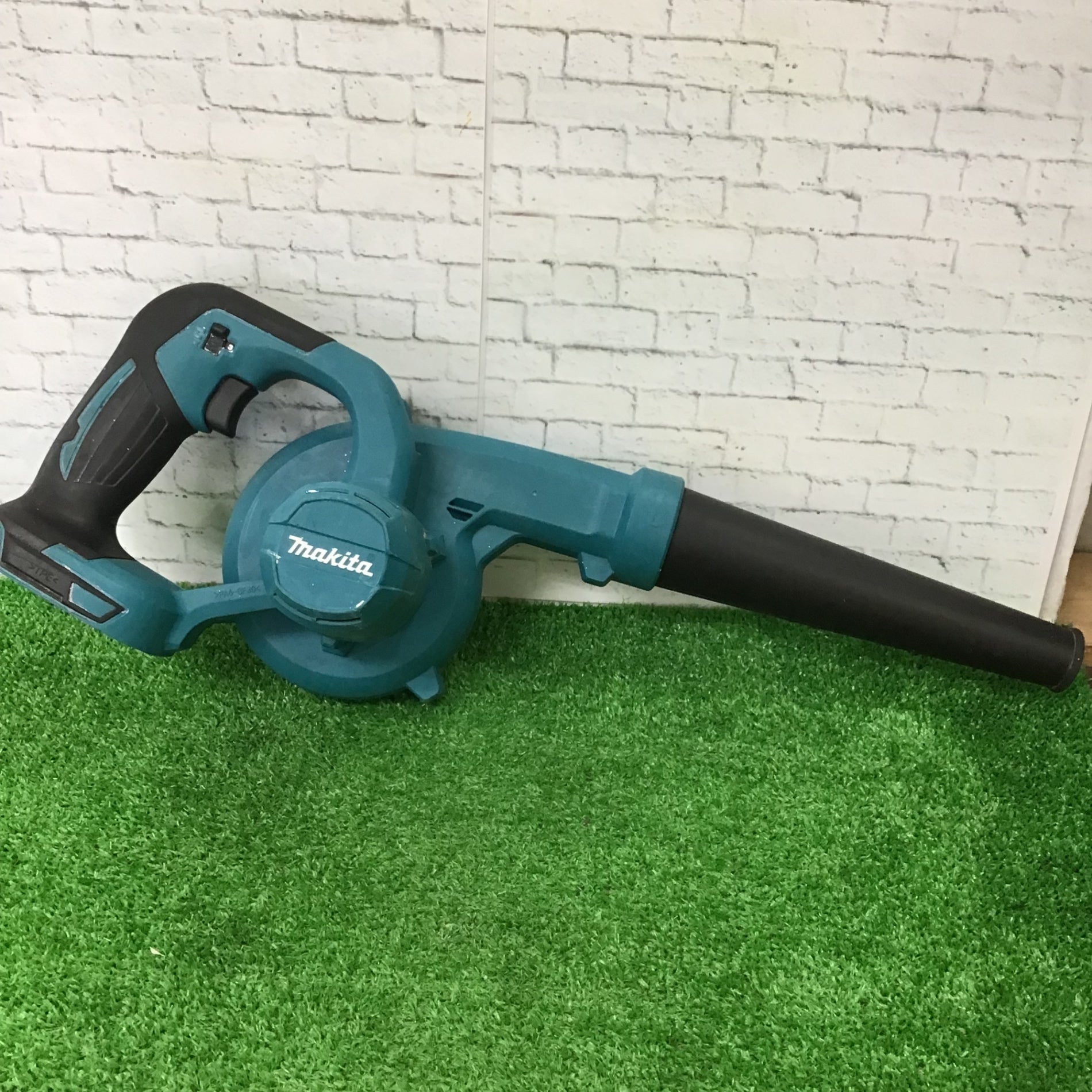 ☆マキタ(makita) コードレスブロワ UB185DZ【町田店】 – アクトツール