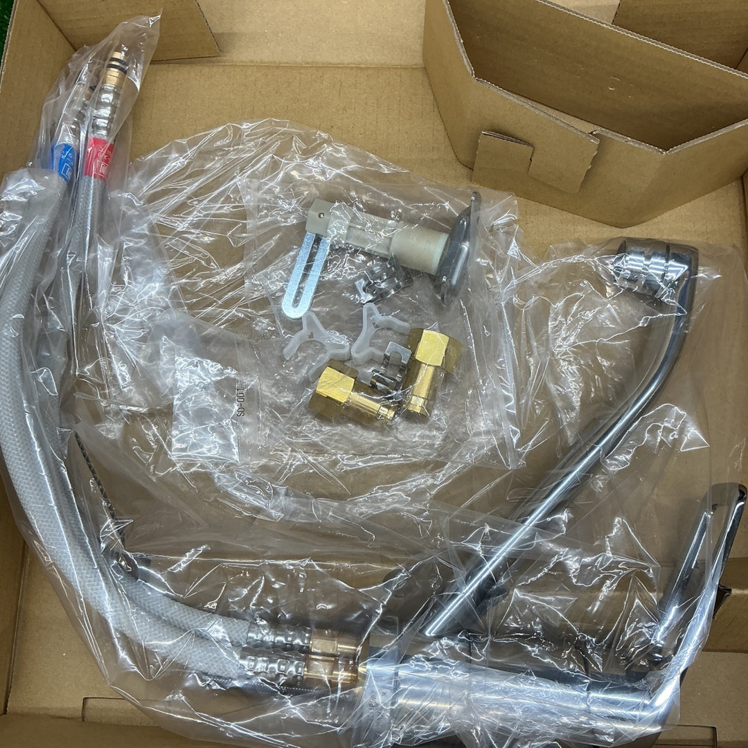 【未使用品】KVK キッチン用 シングルレバー式混合栓 KM5011TR2EC　2点セット【電材館越谷店】