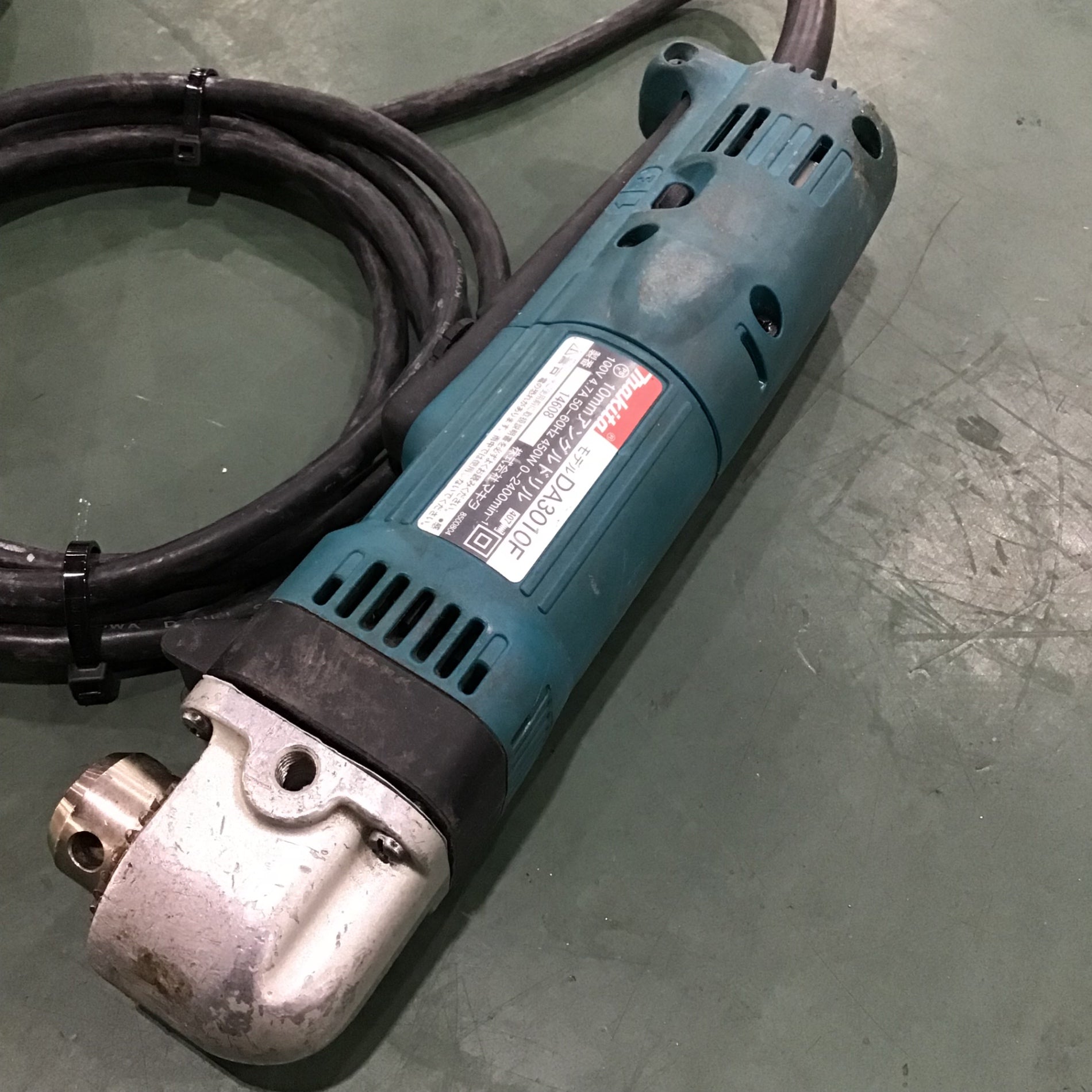 マキタ(Makita) アングルドリル 木工10mm DA3010F