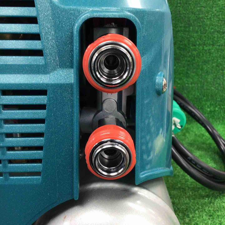 ★マキタ(makita) エアコンプレッサー AC462XS【川崎店】