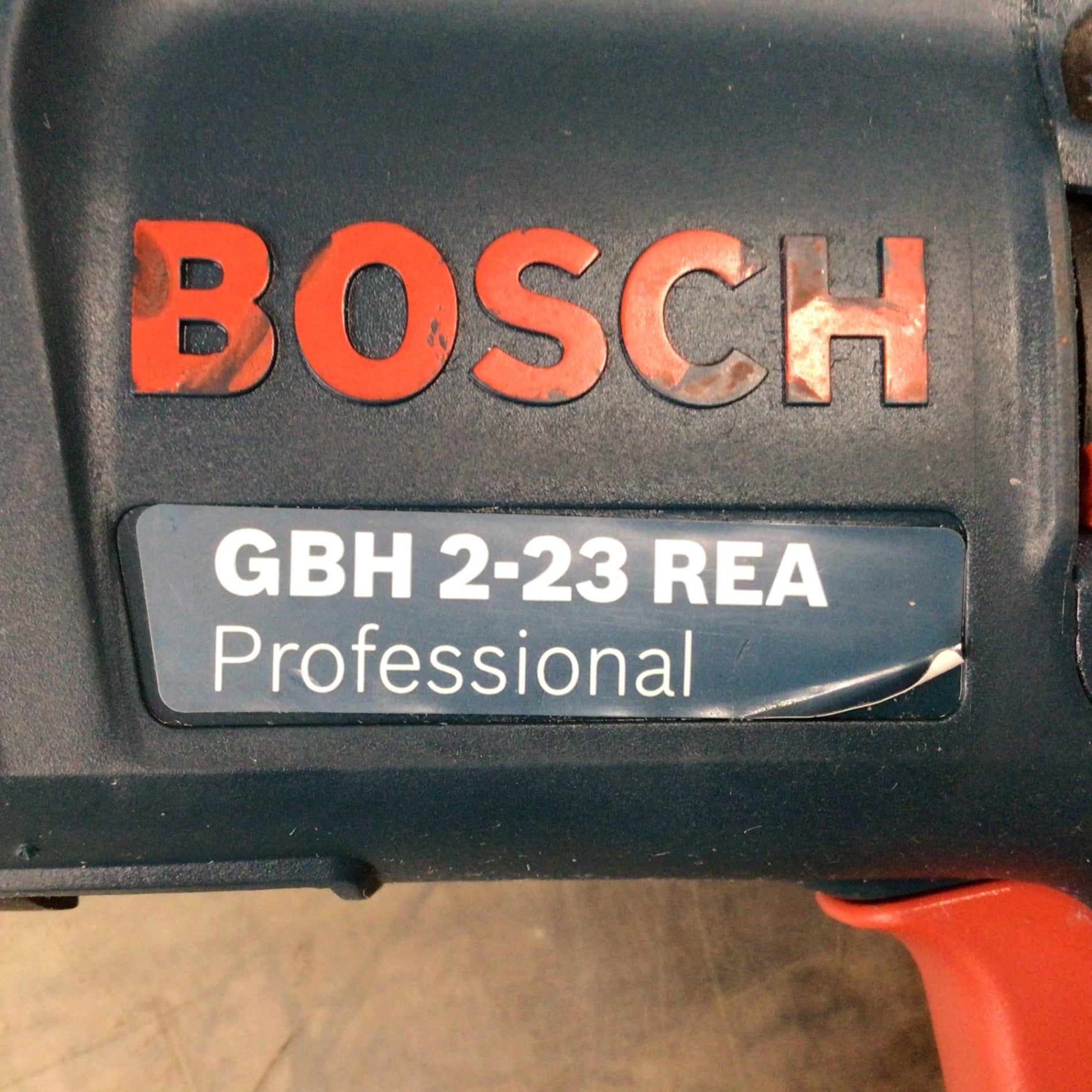 ボッシュ(BOSCH) SDSプラス 吸じんハンマードリル GBH2-23REA 【東大和