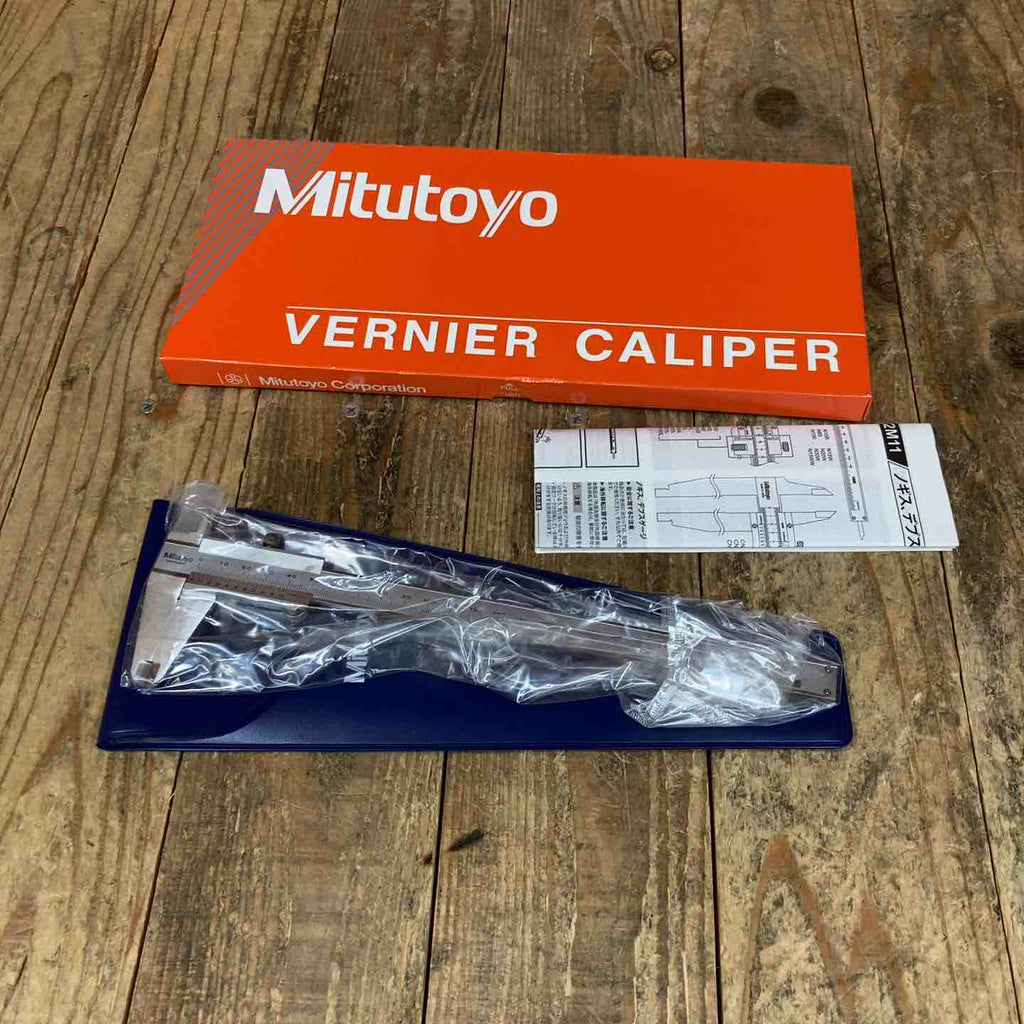 ◇ミツトヨ(Mitutoyo) M型標準ノギス N20(530-108)(200MM)【所沢店