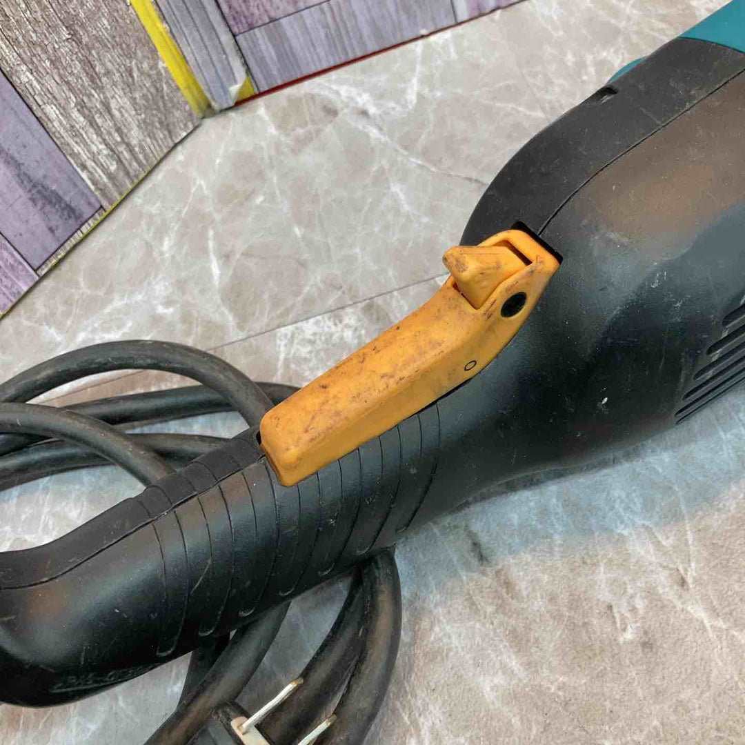 ☆マキタ(makita) 180mm電子ディスクグラインダ GA7011C【八潮店】
