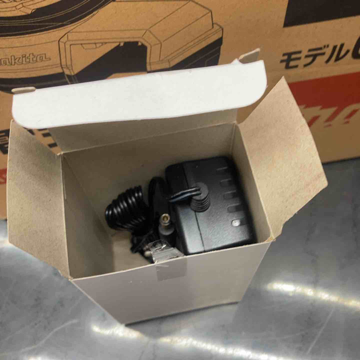 ☆マキタ(makita) コードレスファン CF203DZ【川越店】