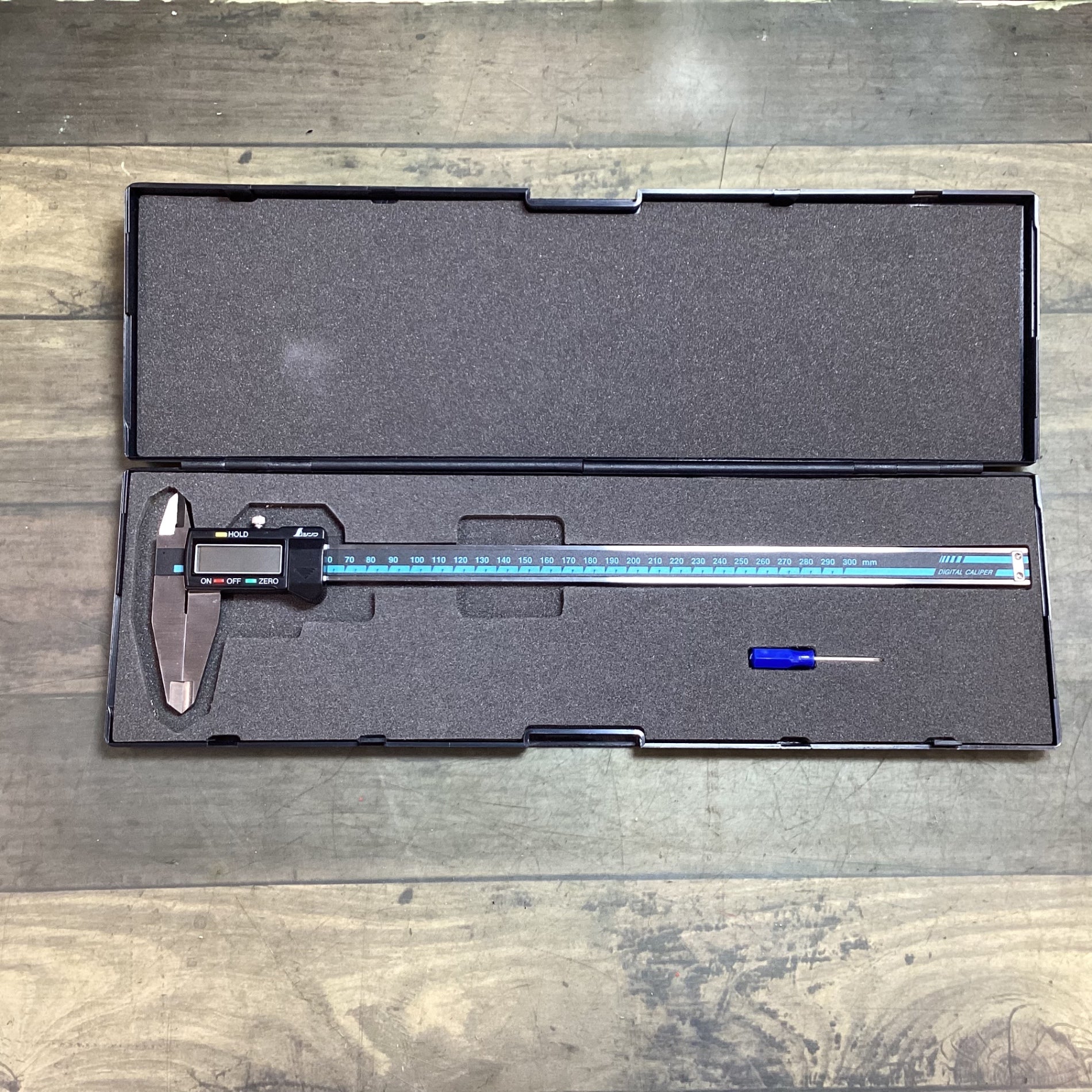 未使用品】シンワ測定 デジタルノギス大文字 300mmホールド機能