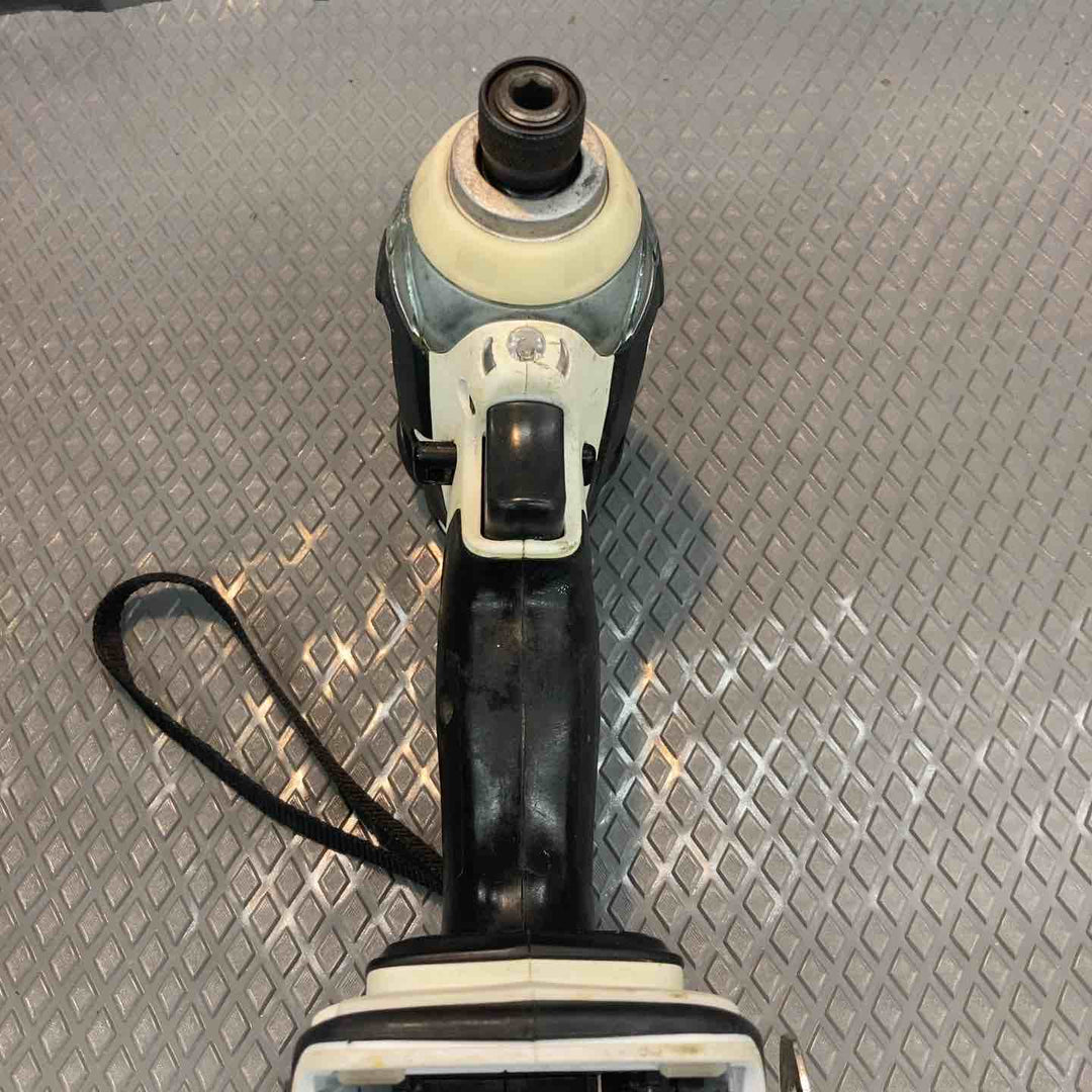 【中古品】マキタ(makita) コードレスインパクトドライバー TD136DRFXW【所沢店】