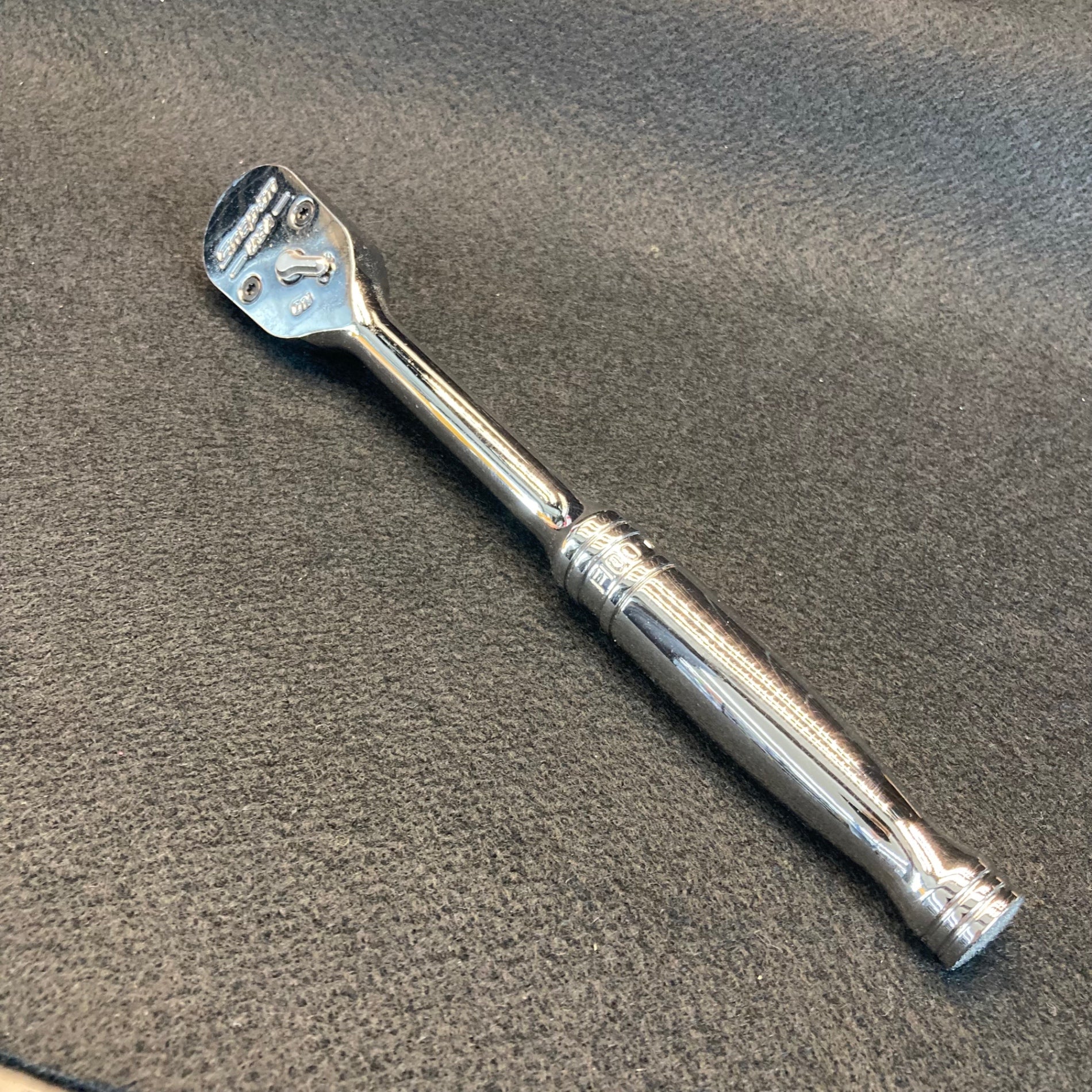 スナップオン FHNF100 ラチェットハンドル【野田愛宕店】【店頭取引限定】【中古】管理番号：IT27PRMBOTHK Amazon.co.jp: スナップオン Snap-on ラチェットハンドル 100ギア