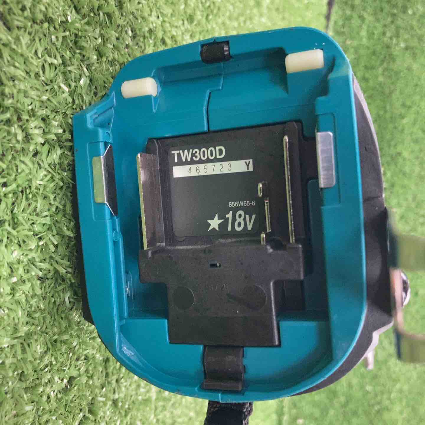 ☆マキタ(makita) コードレスインパクトレンチ TW300DZ【川崎店