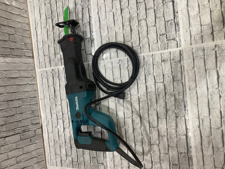 ★マキタ(makita) レシプロソー JR3050T　最大切断能力 パイプ ø130mm 最大切断能力 木材 120mm【川口店】