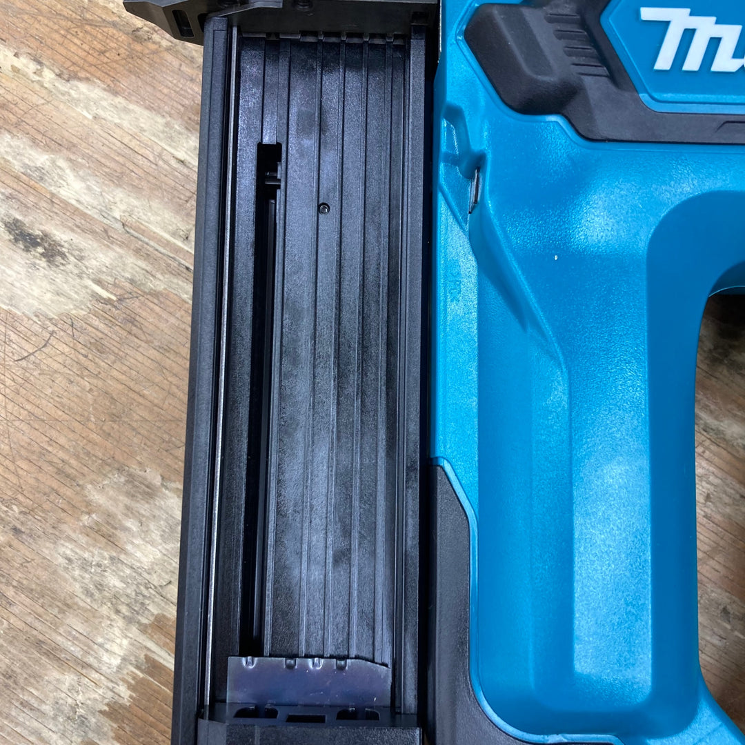 ★マキタ(makita) コードレスフィニッシュネイラ FN350DZK【柏店】