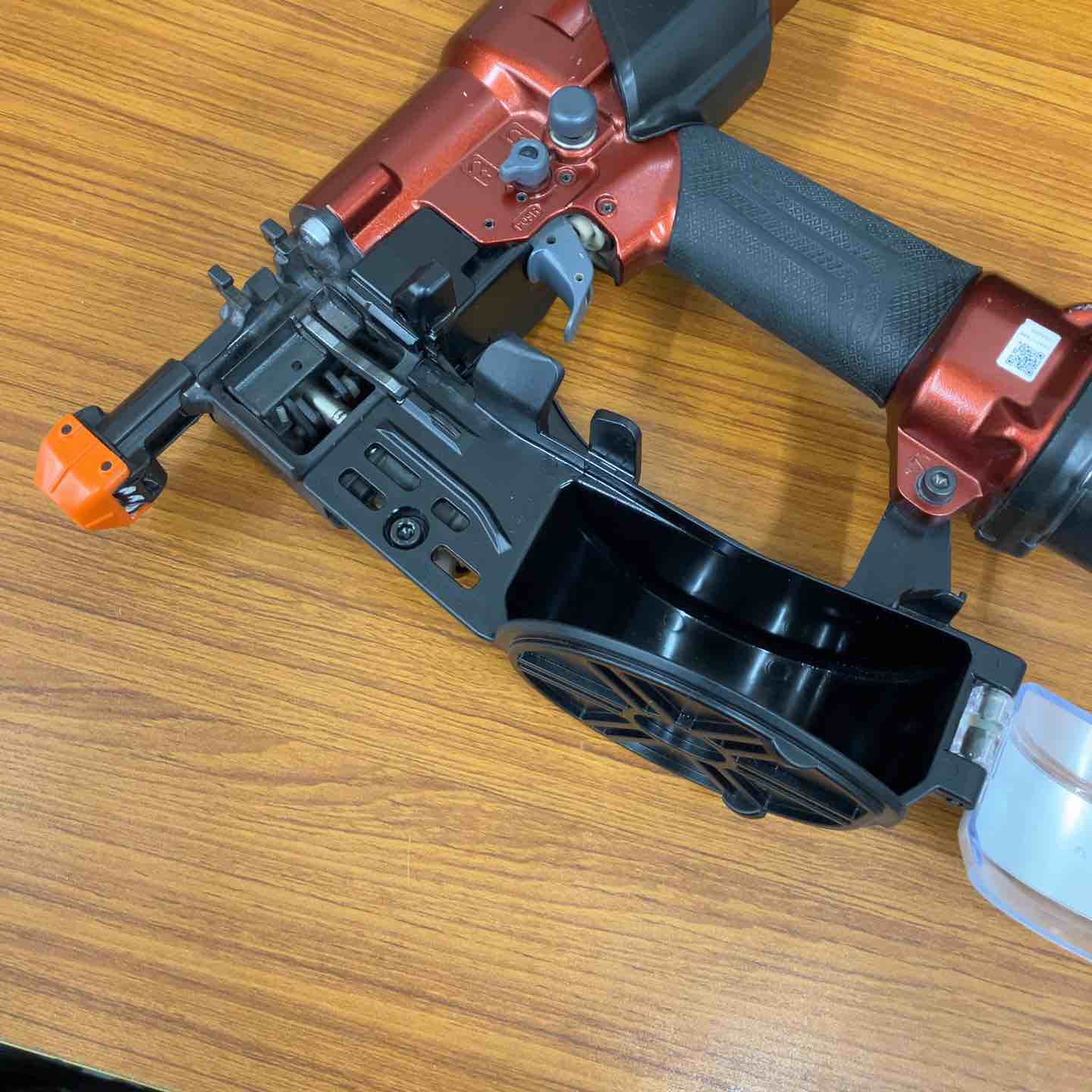 中古品】☆マックス(MAX) 高圧エアネジ打ち機 HV-R41G6(D)-R【八潮店