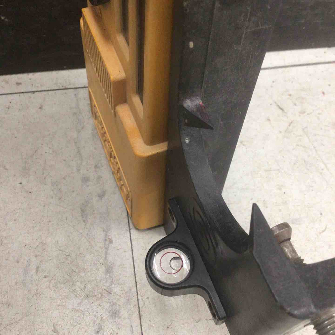 【現状品】スペクトラ・フィジックス/Spectra-Physics  回転レーザーレベル LASERPLANE350 【鴻巣店】