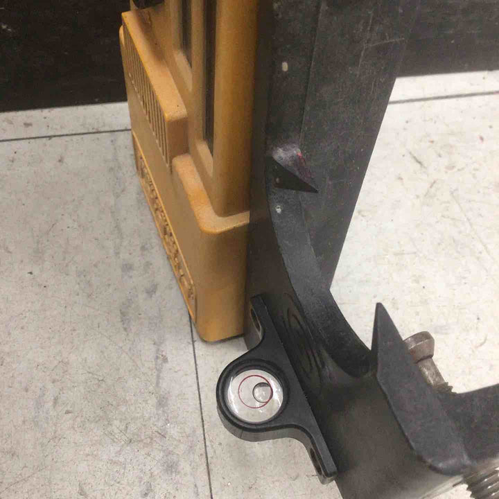 【現状品】スペクトラ・フィジックス/Spectra-Physics  回転レーザーレベル LASERPLANE350 【鴻巣店】