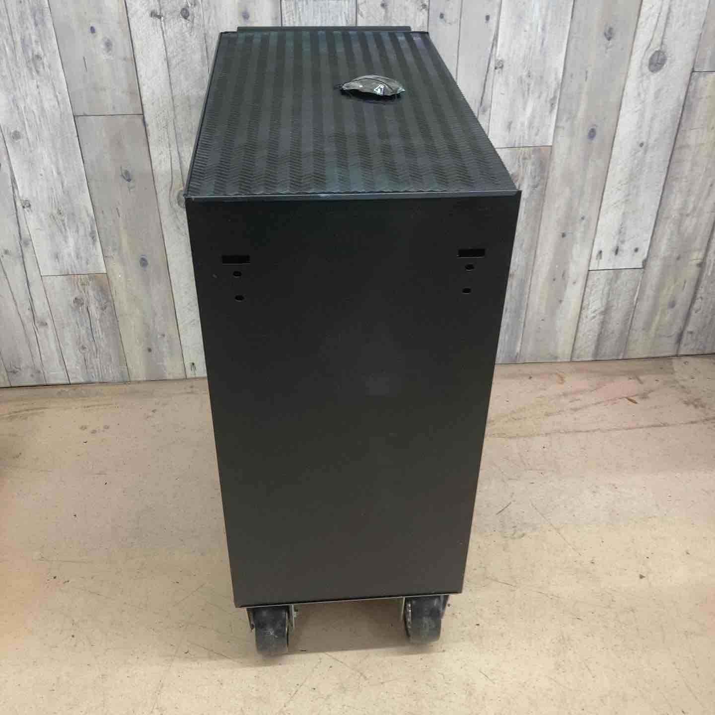 TONE トネ製　ツールキャビネット　定価13万円　中古 トネ（TONE） <NEW>掘り出し物が買取新入荷！通販サイトもお得