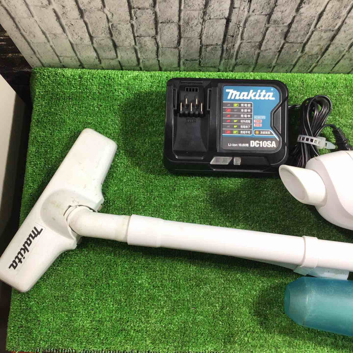 ☆マキタ(makita) コードレスクリーナー CL107FDSHW【川口店】