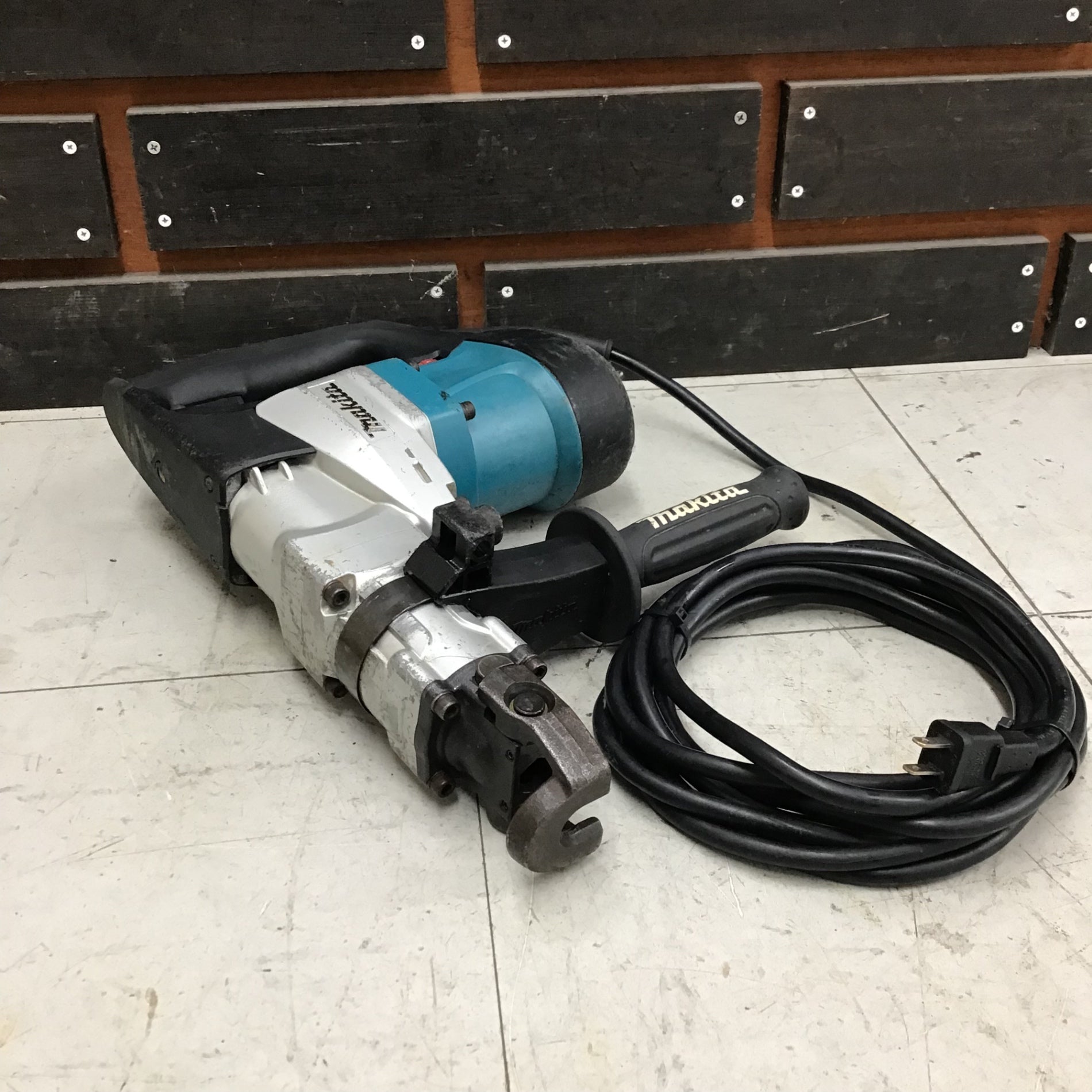 中古品◇マキタ ハンマドリル HR4030C ◇J◇ITN3XJ7EEDSO 中古品◇マキタ ハンマドリル HR4030C ◇J◇ITN3XJ7EEDSO