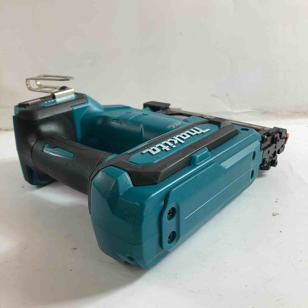 ◇マキタ(makita) 35mmコードレスピンネイラ PT001GZ【川崎店】