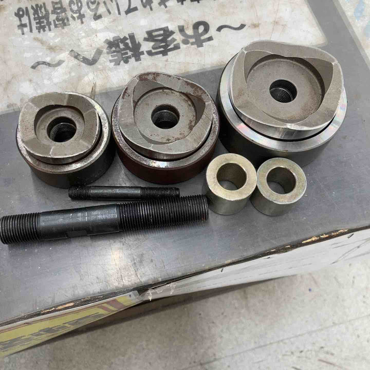 ◇泉精器(IZUMI) 手動油圧式ポンプ HP-180N【柏店】